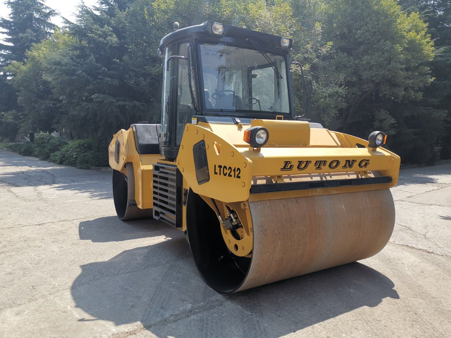 LTC214 ( 14T ) Hydraulic Double Drum Compactor Road Roller