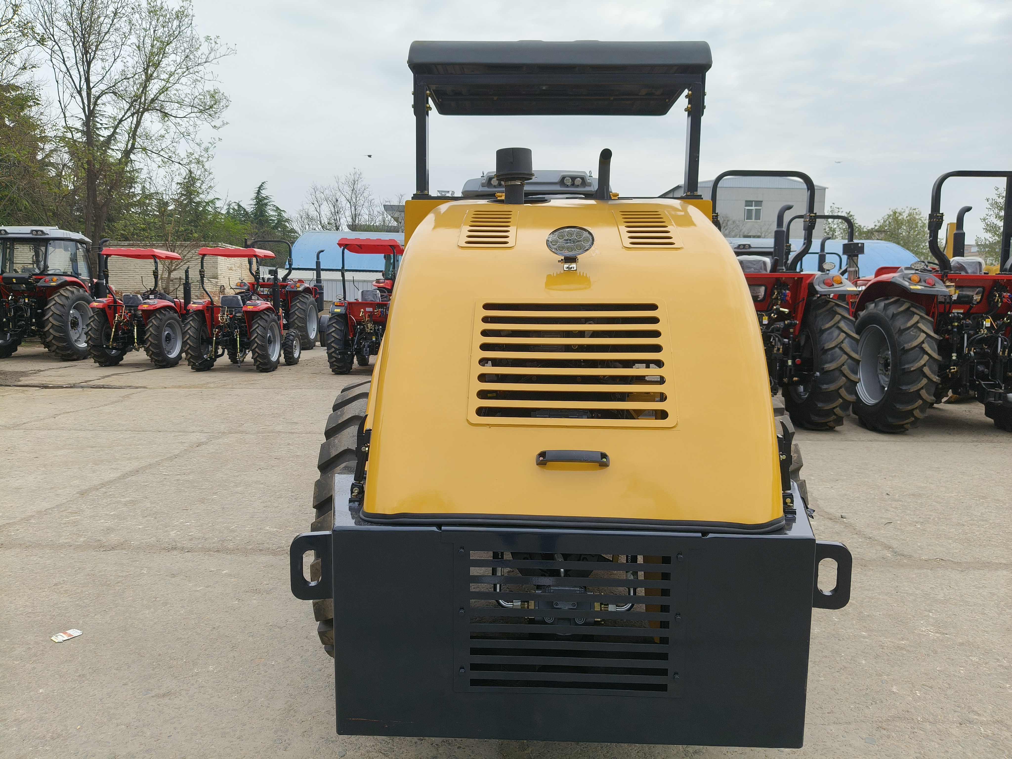 Heavy-Duty LTS306H Hydraulic Drive Single Drum Roller for Sa